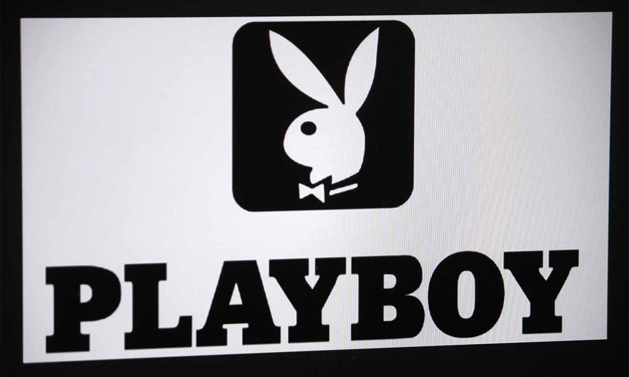 logo Playboy em uma tela