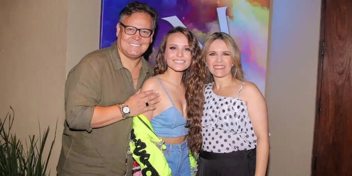 Larissa Manoela