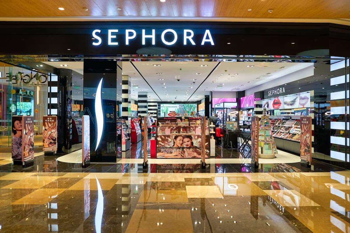 Fachada de uma loja Sephora.