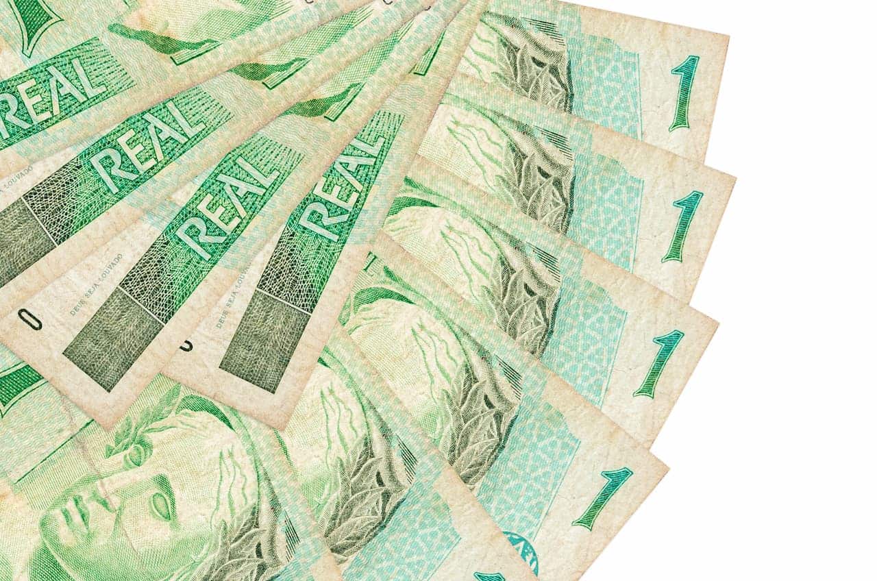 Atenção: notas antigas do Real vão sair de circulação: saiba o que fazer