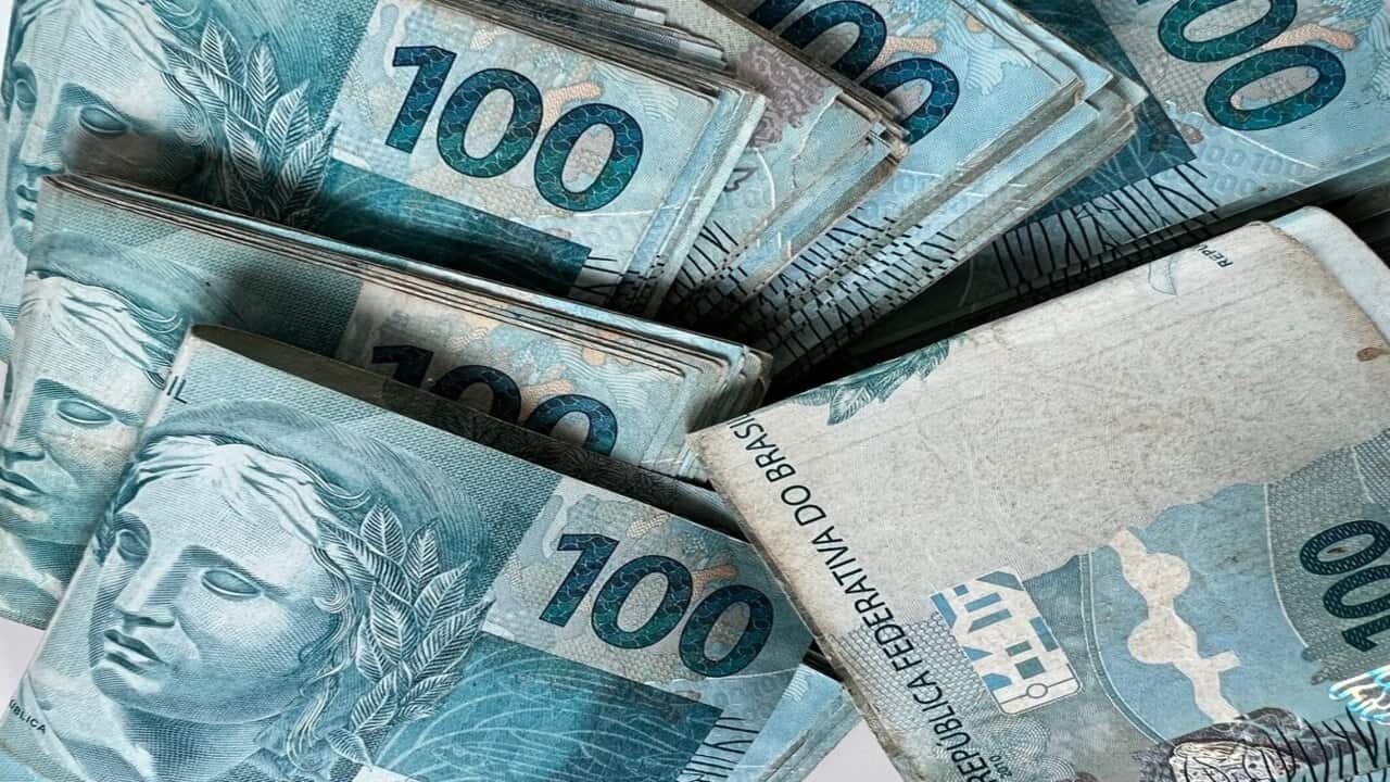 Auxílio Emergencial de R$ 10 mil