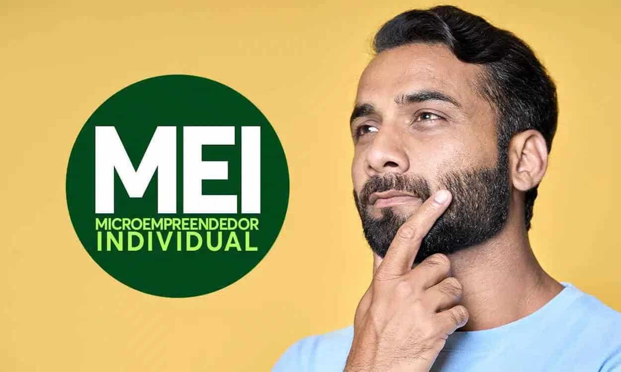 Homem com a mão no queixo pensativo e o símbolo do MEI.