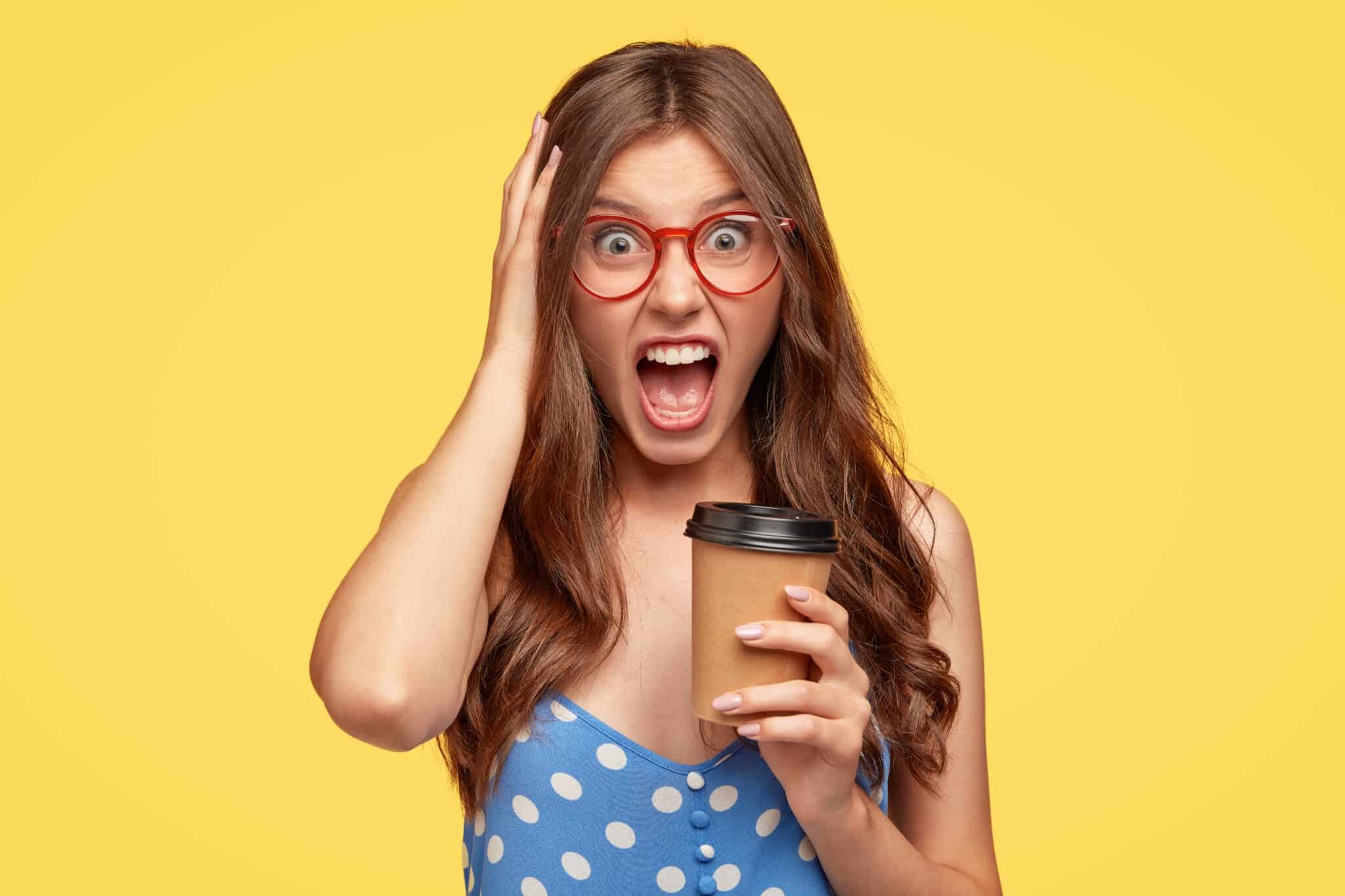 Café impróprio para consumo: governo alerta para 3 marcas!