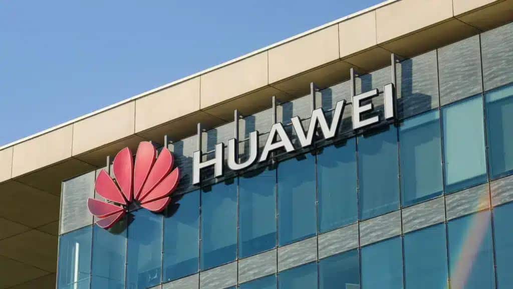 Huawei prepara ofensiva no Brasil e promete acirrar disputa com Apple e Samsung