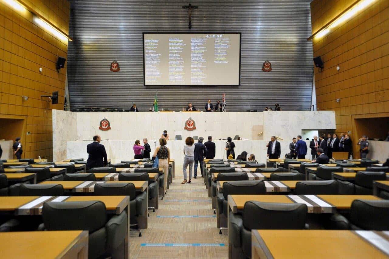 Alesp avança e cria mais de mil cargos no tribunal de justiça de sp