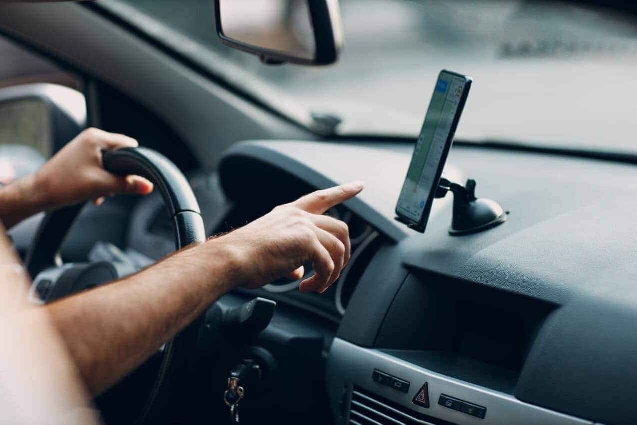 trabalhadores de apps