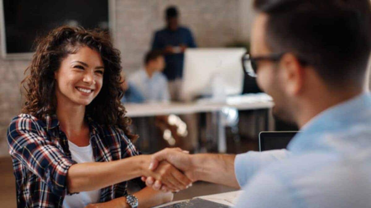 Solicitar aumento salarial sem tensão: confira estratégias eficazes