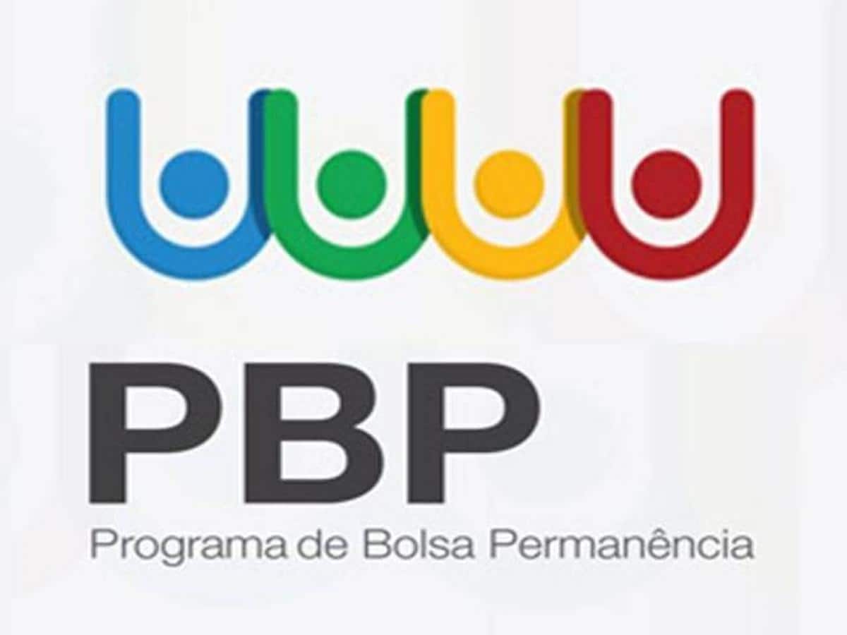 Como o auxílio estudante para alunos da graduação funciona? Entenda se tem direito