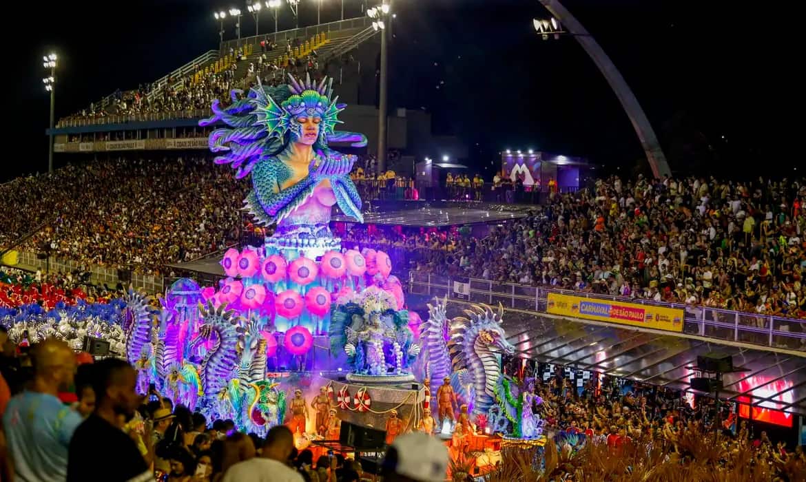 Liesa retoma venda de ingressos para o Carnaval 2026 no Rio nesta quarta (10)
