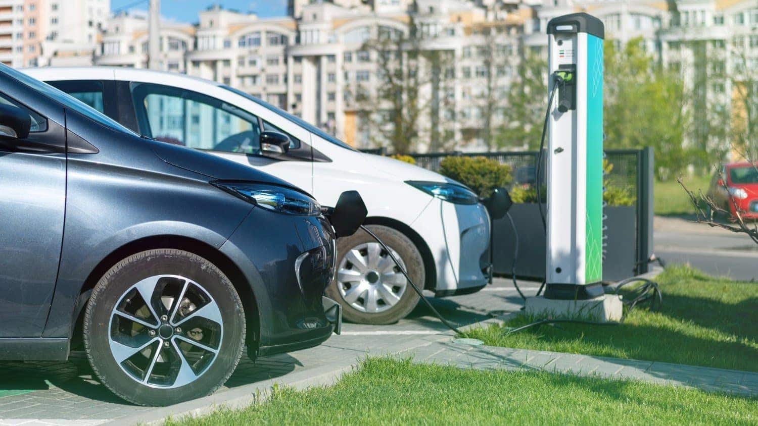 Estudo aponta tendência inesperada na desvalorização dos veículos elétricos