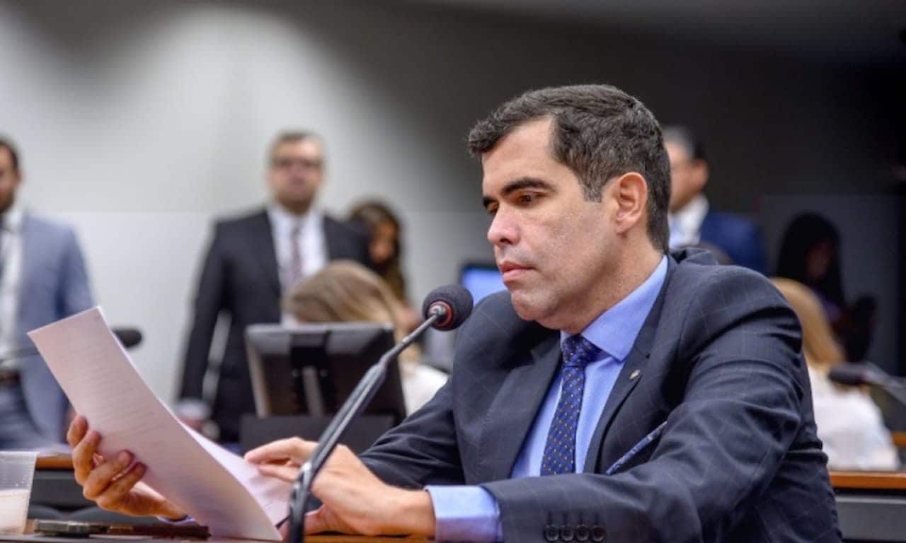 ricardo ayres