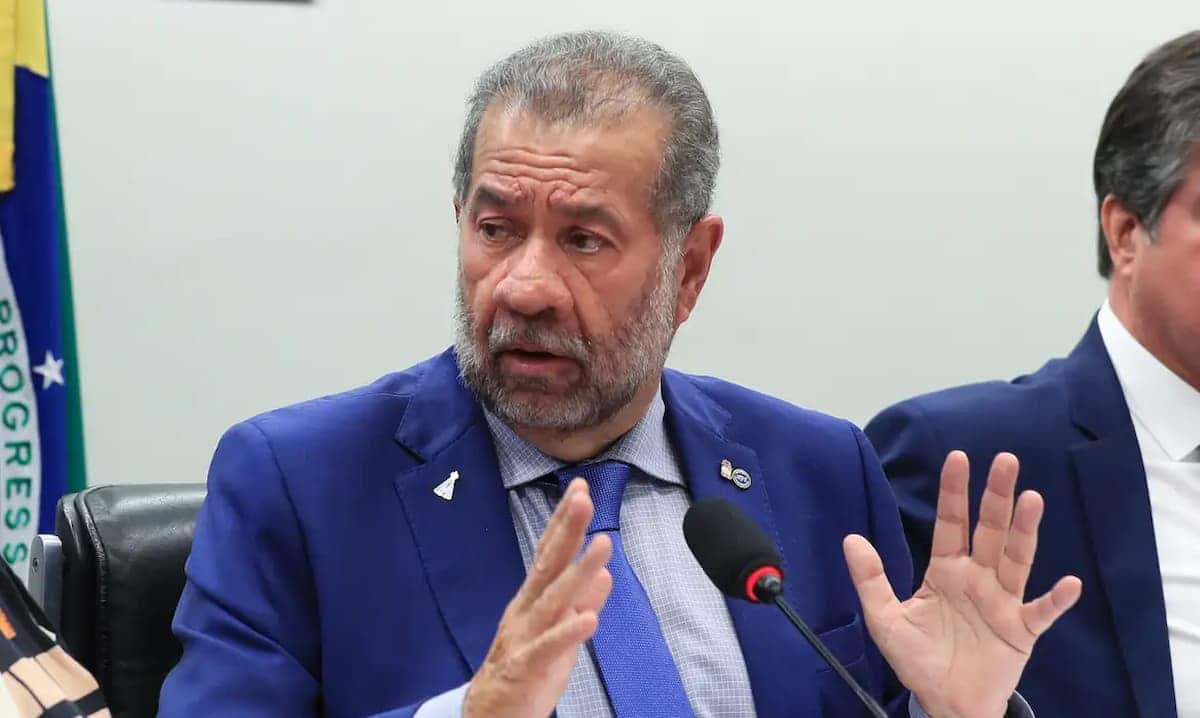 carlos lupi INSS