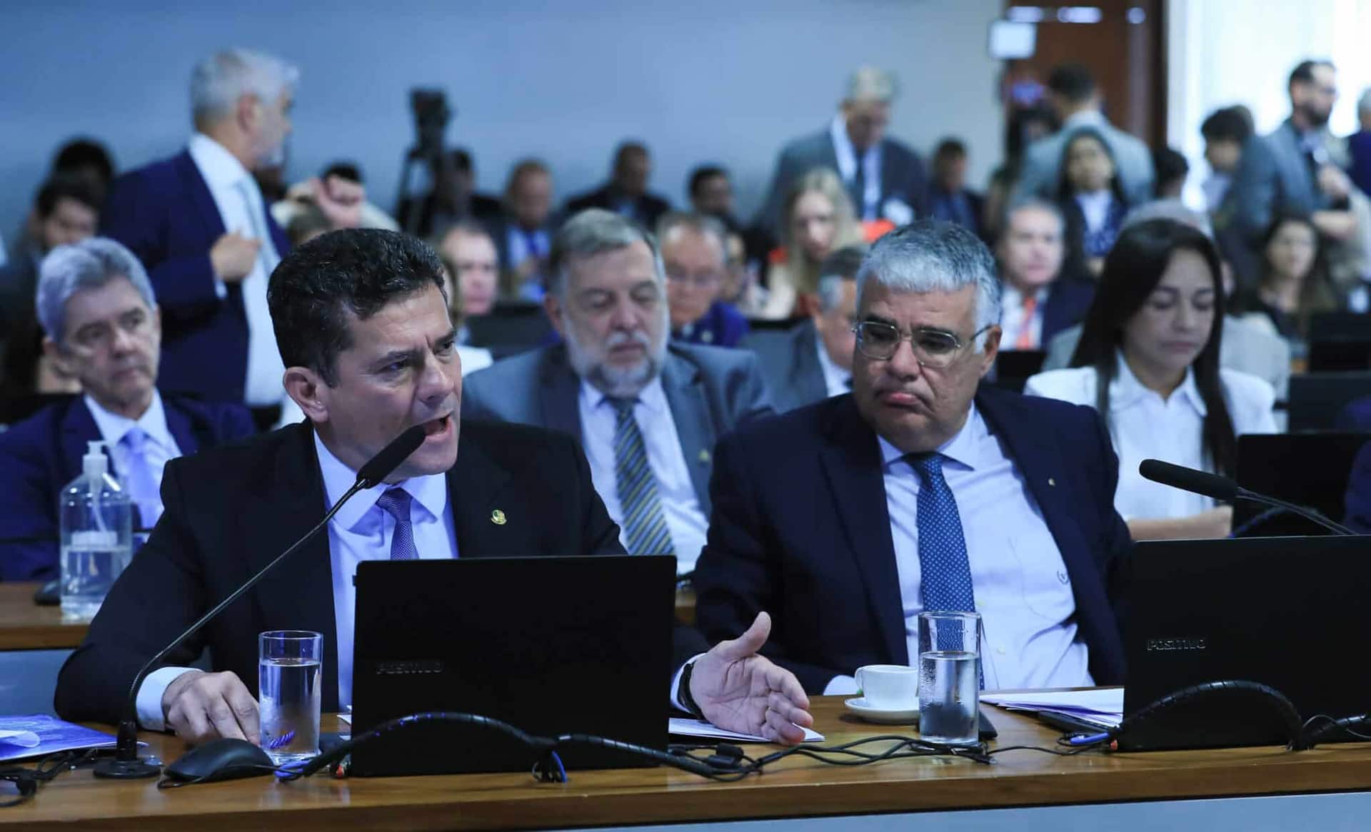 PEC da Blindagem é rejeitada por Comissão do Senado; entenda