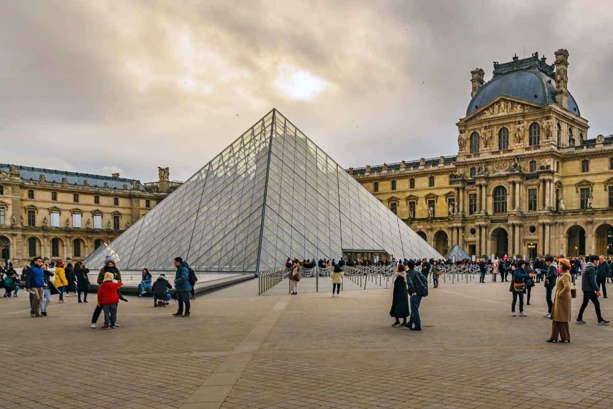 Louvre