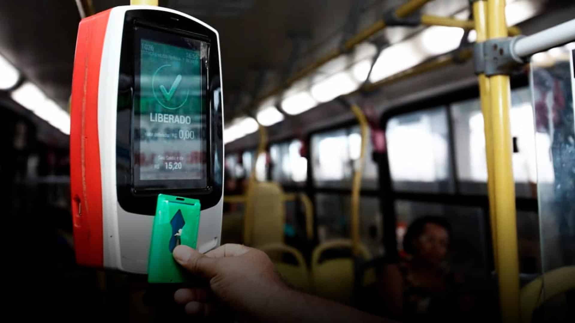 ônibus greve