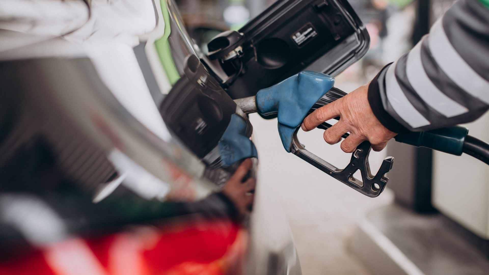 Combustível (1) diesel