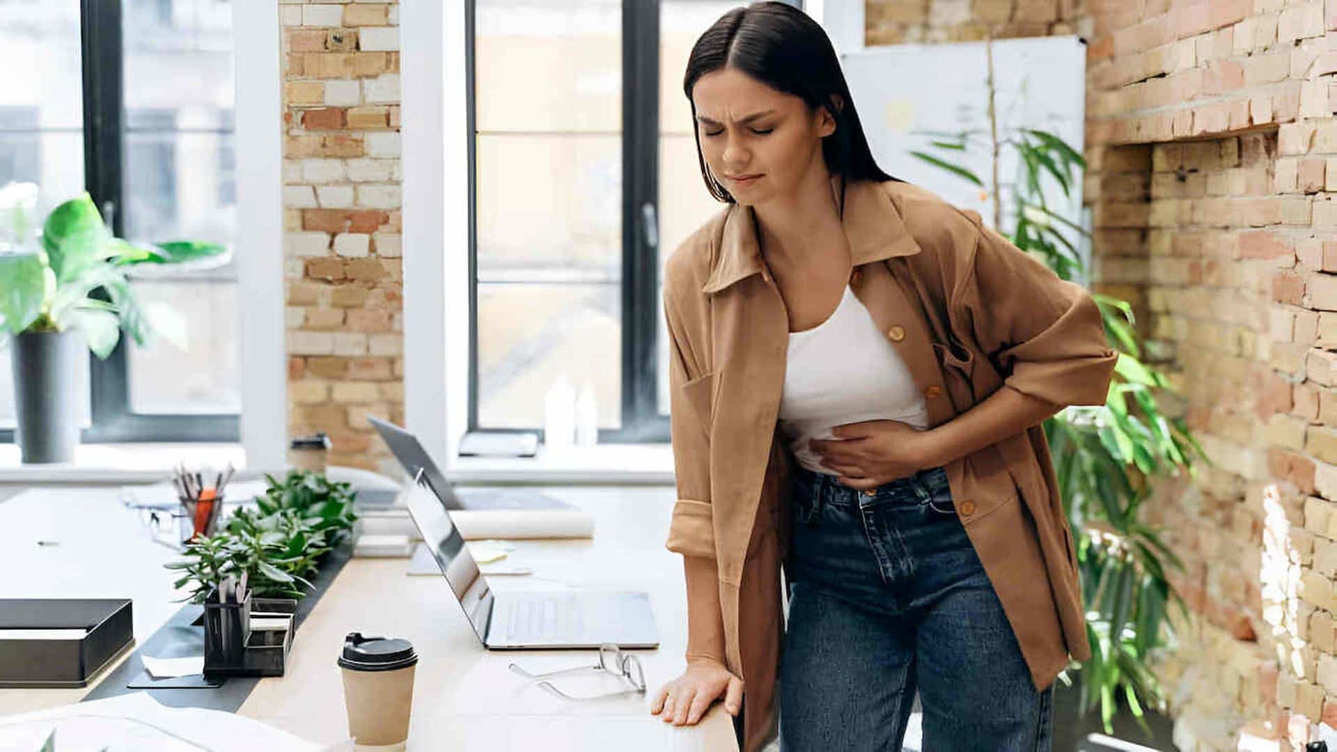 Projeto de Lei permite folga menstrual e pode impactar jornada de trabalho; entenda