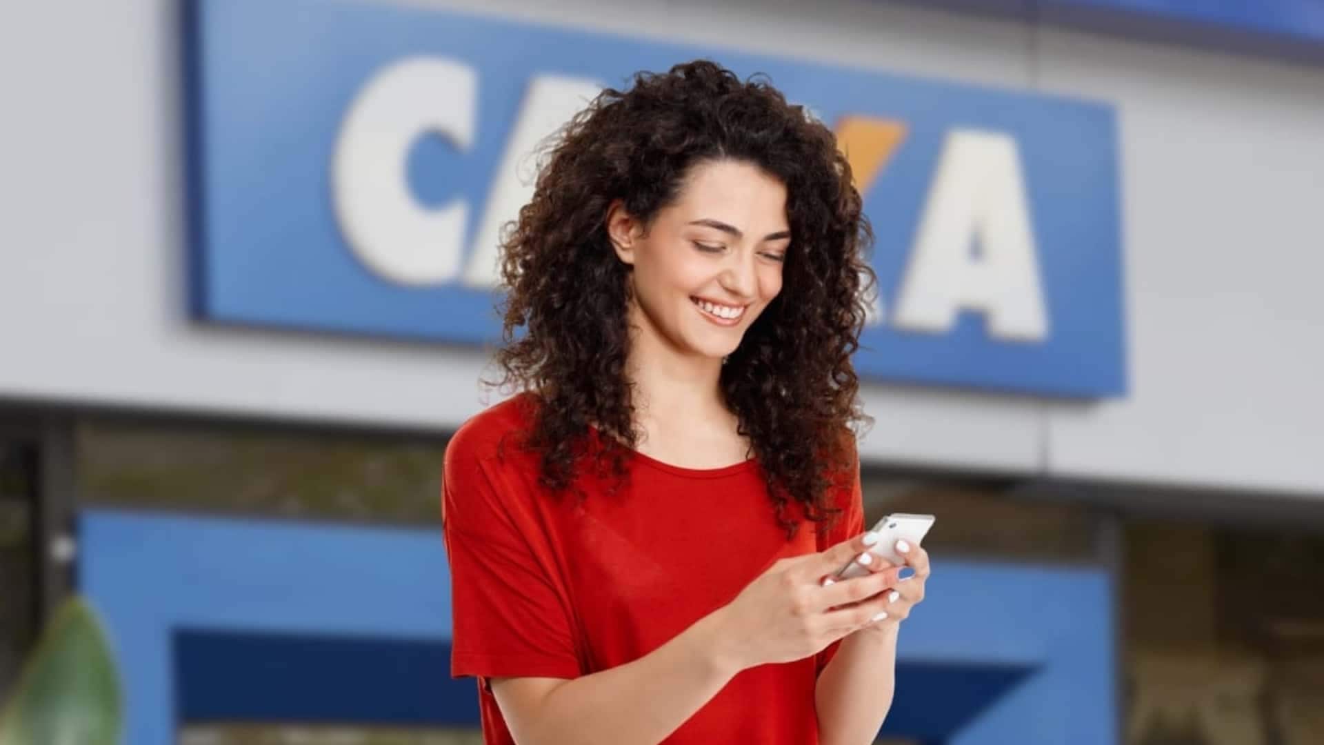Caixa e BB seguem calendário do PIS/Pasep 2026; confira quem recebe