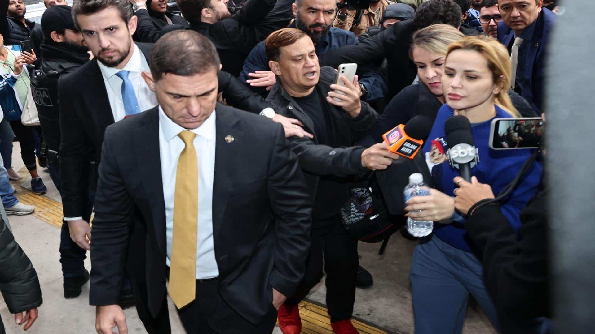 Investigação aponta que Deolane movimentava valores antes de registrar BO por uso indevido de dados