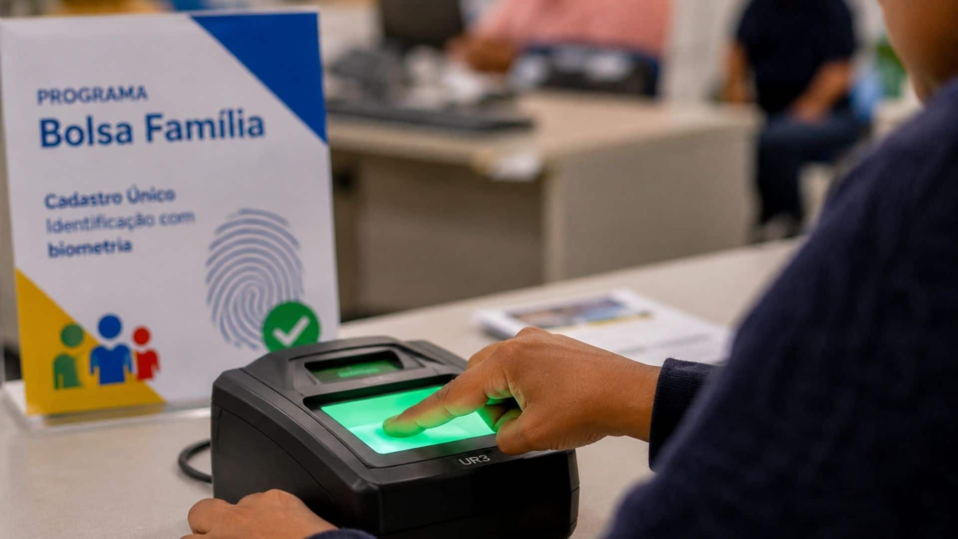 Governo atualiza regras do Bolsa Família e inclui biometria obrigatória
