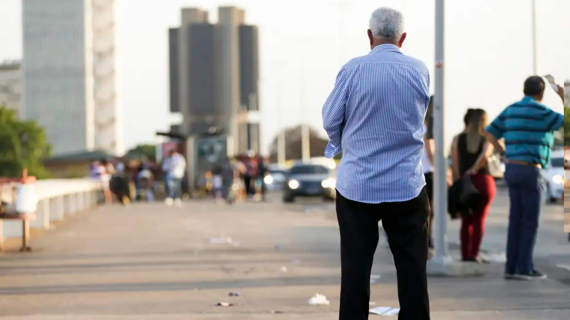Idosos de 70 anos ou mais podem contar com benefício de transporte