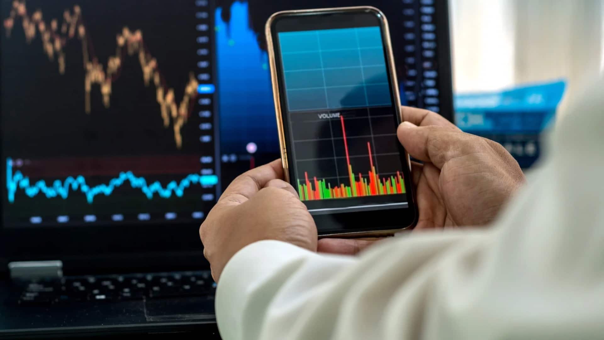 Ibovespa em dólar sobe enquanto investidores monitoram acordo EUA-Irã