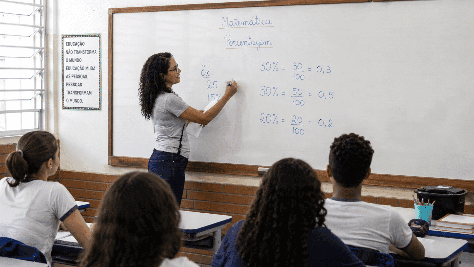 Remuneração extra para professores é confirmada; entenda quem tem direito