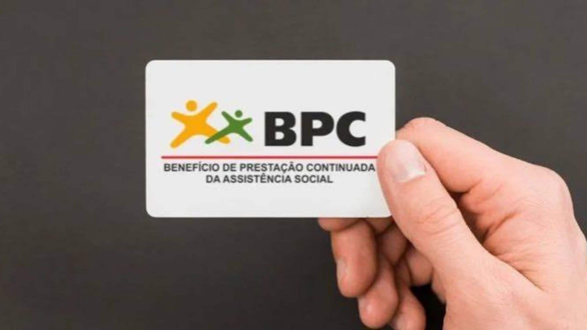 BPC e benefícios sociais podem ser bloqueados por falta de atualização no CadÚnico