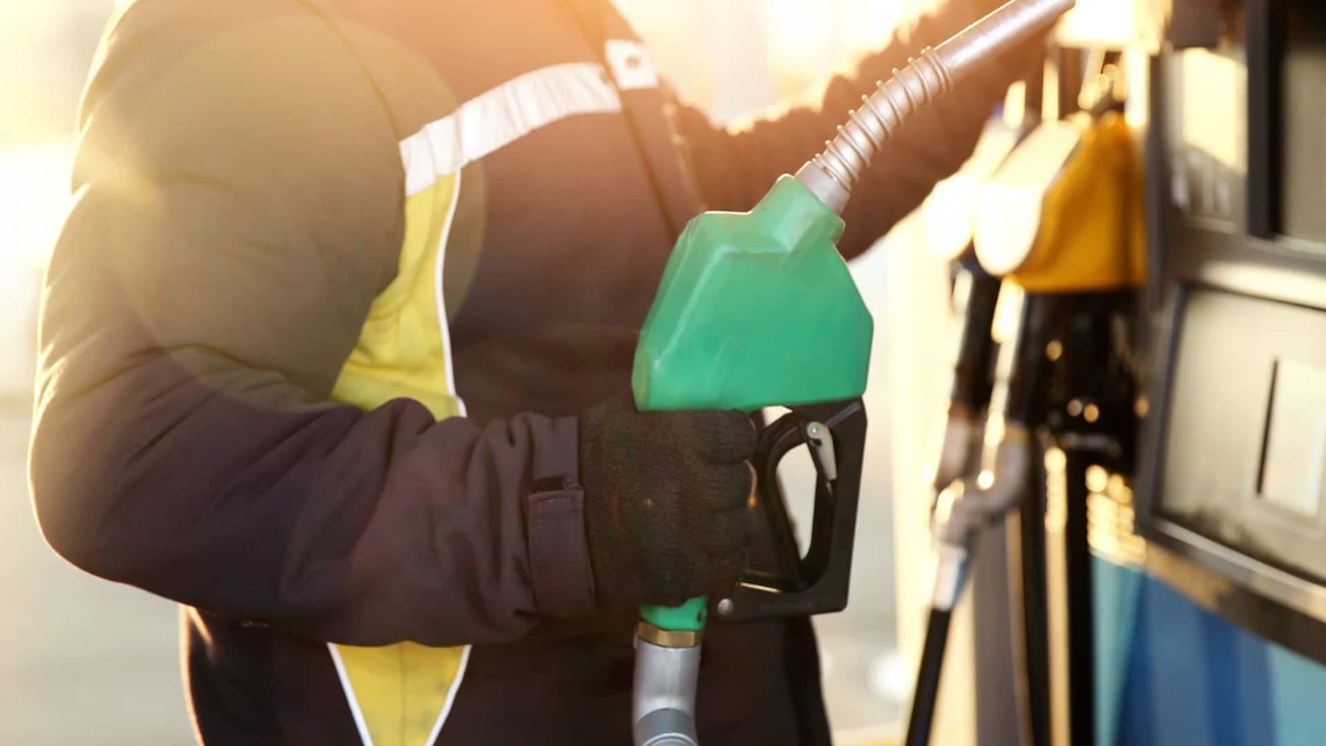 Gasolina pode continuar com subsídio por mais dois meses