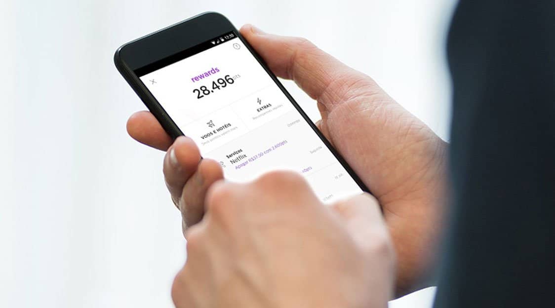 Nubank Rewards deixa mais justa conversão de pontos para usar no Uber e iFood