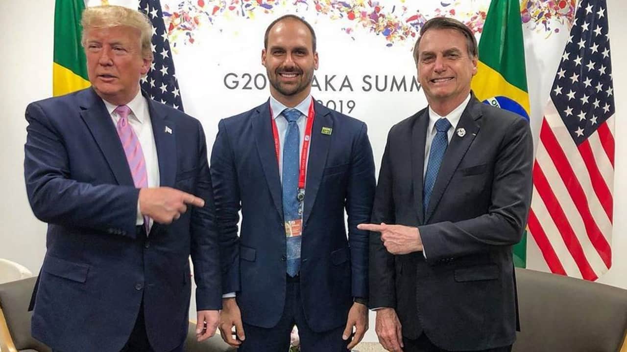 Caixa ironiza Bolsonaro em vídeo: ‘Papai, quero uma embaixada’