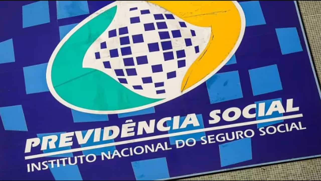 Reforma da Previdência acabou com o seguro-desemprego, aposentadorias, PIS e outros benefícios?