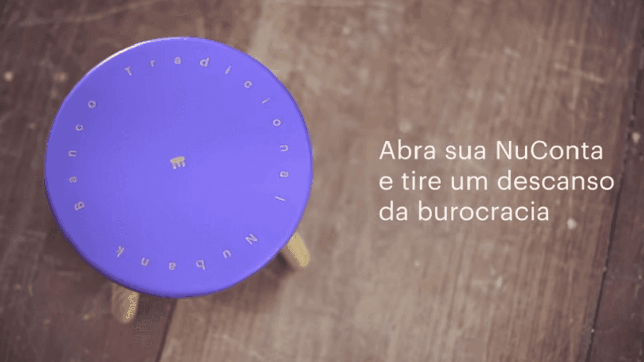 Nubank dá aula de marketing ao enviar “banco tradicional” a clientes
