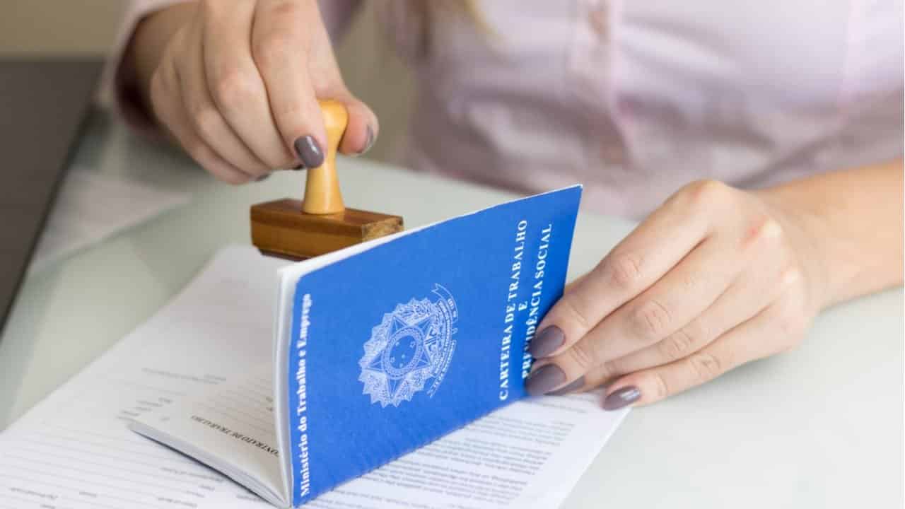Taxação do seguro-desemprego deve ser barrada no Congresso