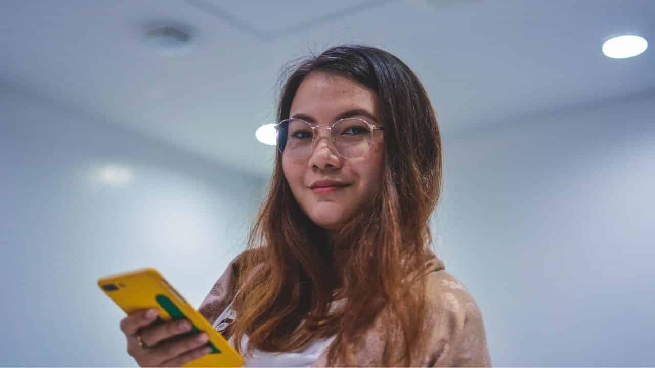 Metade dos jovens já têm cartão de crédito e bancos tomam iniciativas para beneficiar esse público