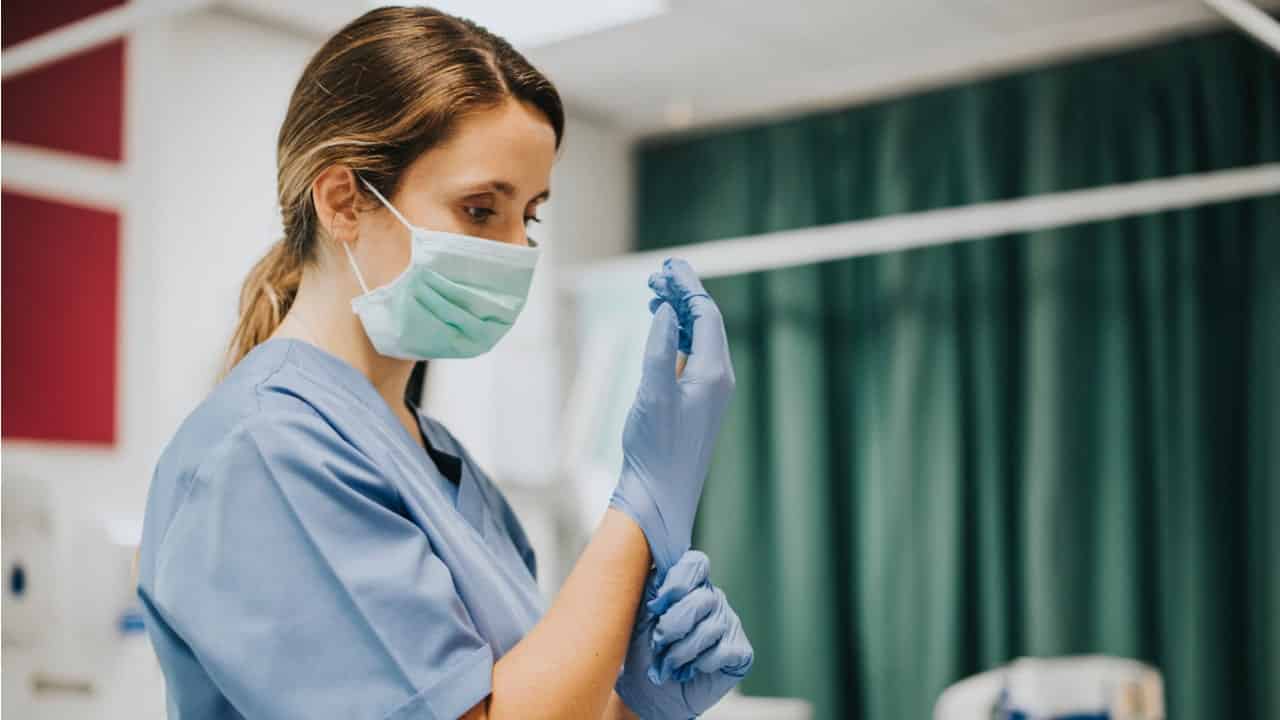 Trabalhadores poderão ganhar adicional de insalubridade de 40% durante pandemia de coronavírus
