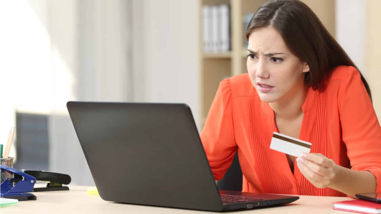 Dívida sumiu no internet banking? Cuidado: você pode ser negativado no SPC ou Serasa
