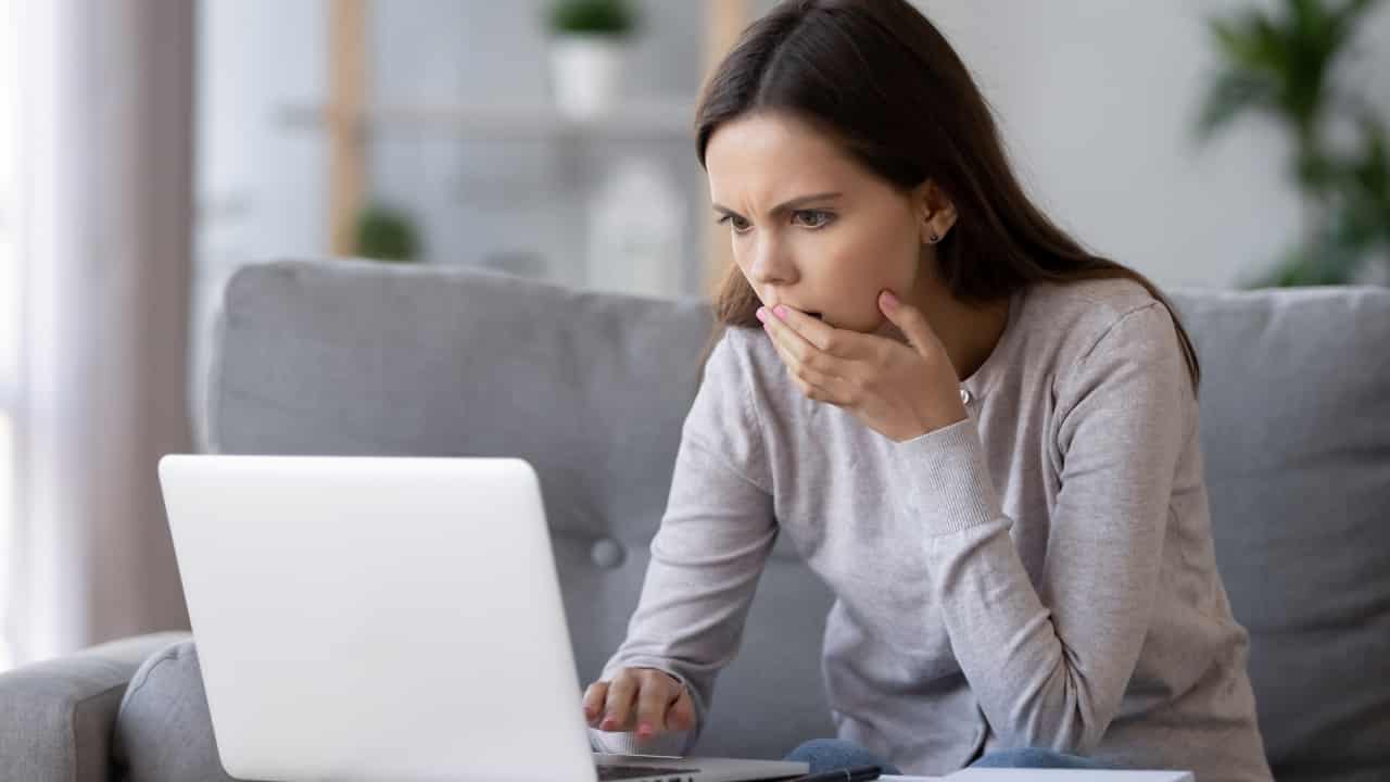 Cuidado para nĂŁo cair em golpes que prometem limpar o nome de devedores do SPC