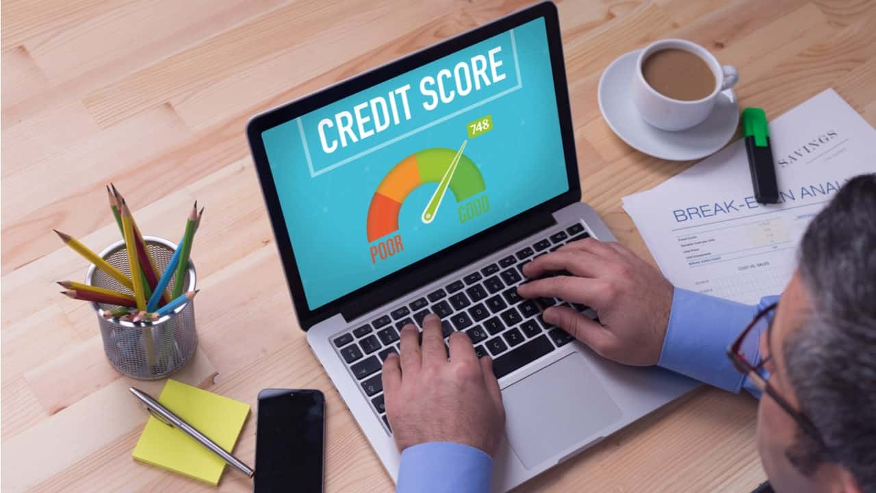 Entenda as diferenças entre o Score do SPC e da Serasa