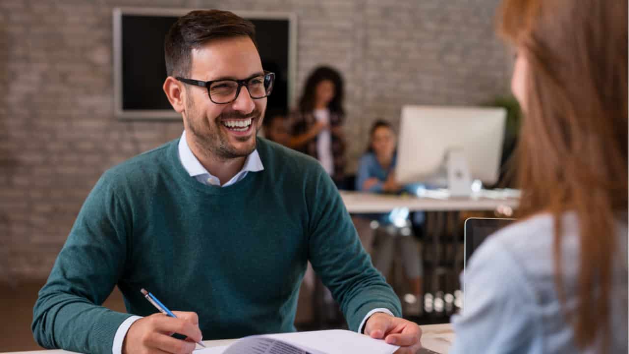 Varejo e serviços devem contratar 82 mil trabalhadores para o fim do ano