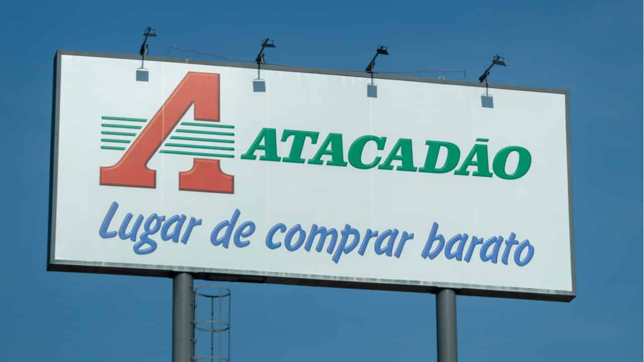 Cartão Atacadão oferece R$ 1 milhão em prêmios com sorteios semanais