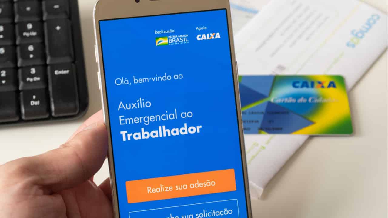 Caixa e Dataprev liberam consulta do auxílio emergencial. Confira o passo a passo