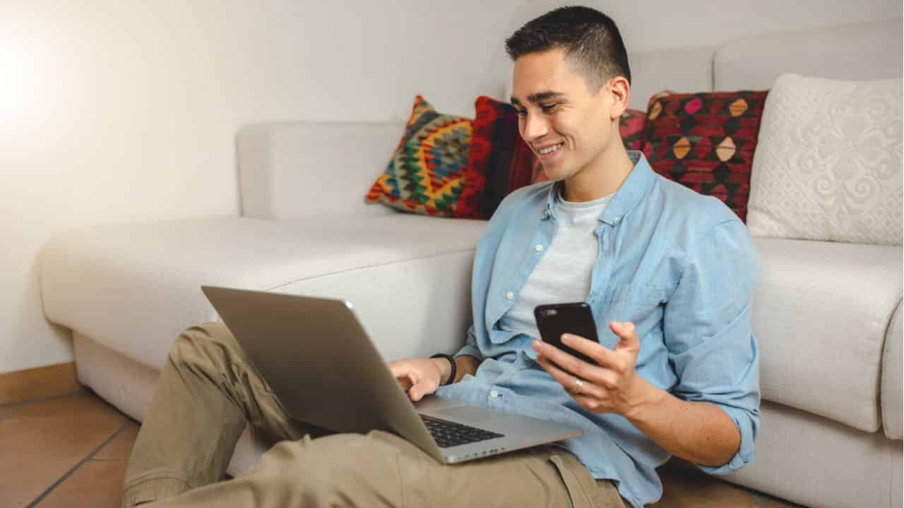 Entenda os motivos que fazem os brasileiros abandonarem bancos tradicionais e migrar para os digitais