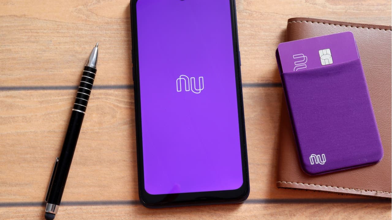 Em apenas um mês, quanto rende R$ 1.000 na conta do Nubank?