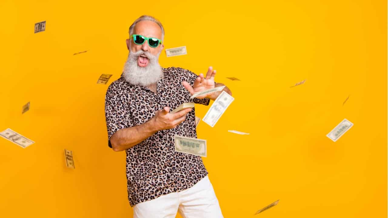 Nubank Rewards ou ganhar cashback: o que vale mais a pena?