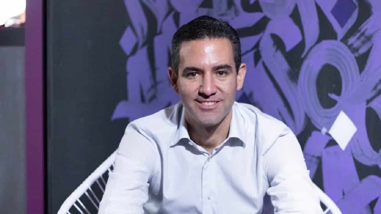 Fundador do Nubank se impressiona por jovens ainda preferirem Direito à Computação