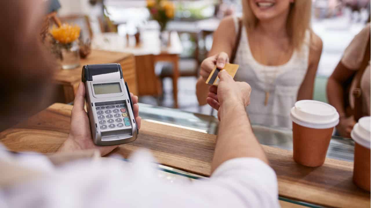 Como vender parcelado e receber à vista com antecipação de recebíveis