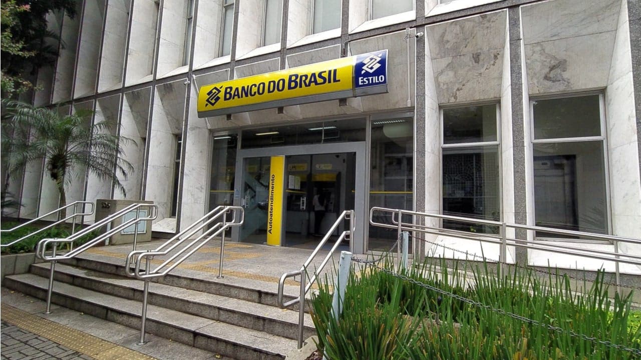 Saiba quais serviços bancários estarão disponíveis no feriado de Tiradentes