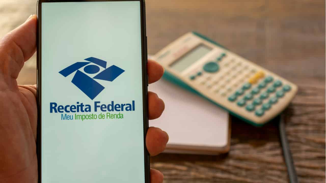 Receita Federal cria chatbot para auxiliar na declaração do Imposto de Renda