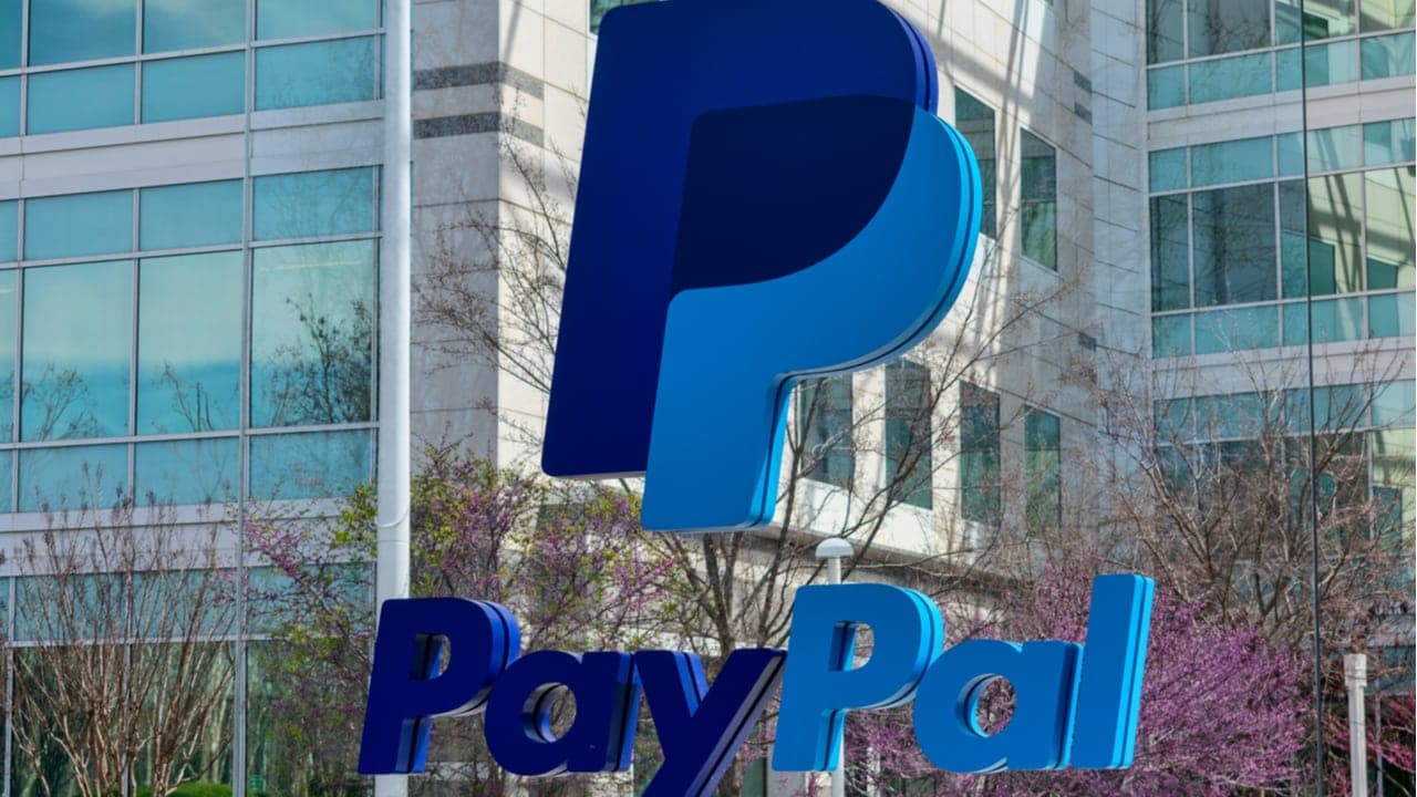 Cliente Coinbase pode usar PayPal para comprar bitcoin e moedas digitais
